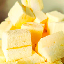 Load image into Gallery viewer, The softest, fluffiest, melt in the mouth handcrafted Lemon flavoured Marshmallow coated in Sherbet