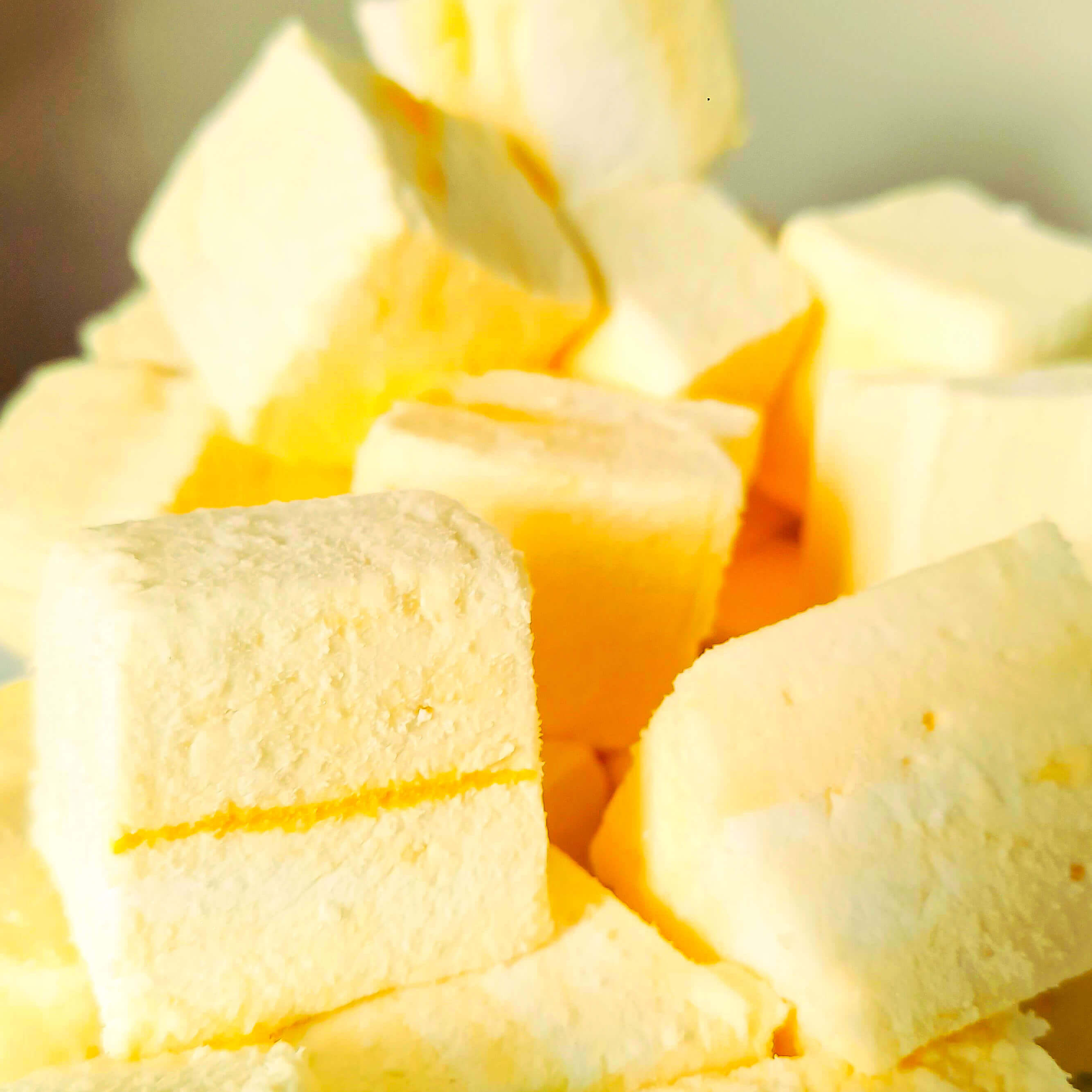 The softest, fluffiest, melt in the mouth handcrafted Lemon flavoured Marshmallow coated in Sherbet